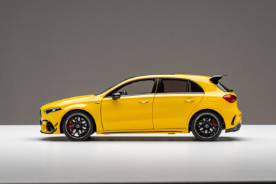Kiloworks 1:18 Mercedes-Benz AMG A45 S Alloy Full Open Simulation