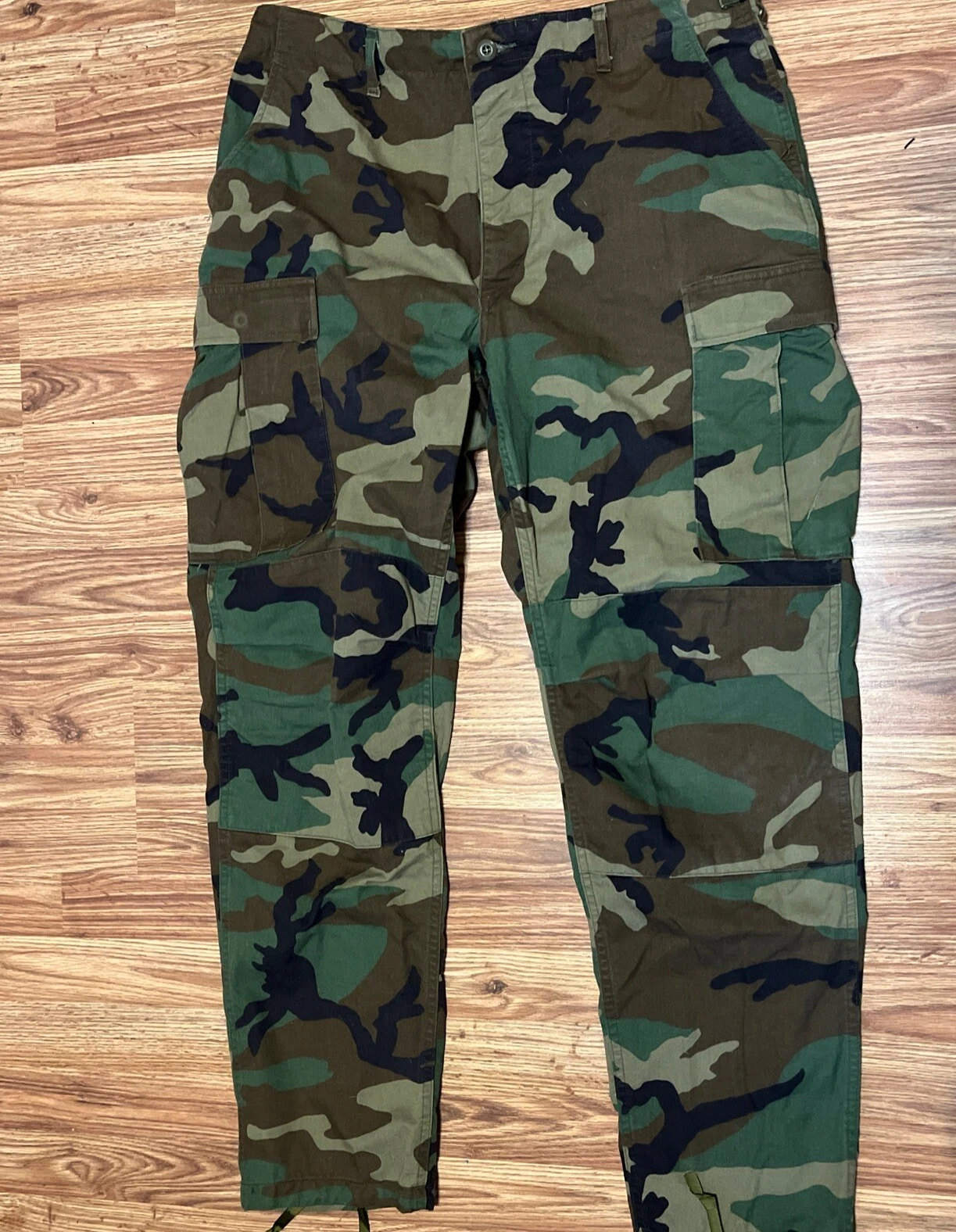 Vintage 90s Army Issue Winter Cargo Pants Mens Camo Ankle Tie Button Fly L 35-39