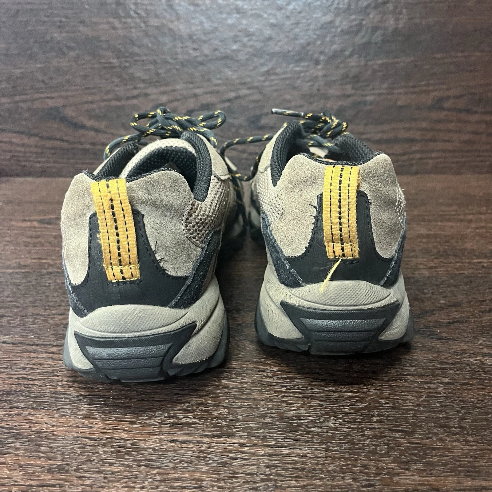 merrell hiking shoes