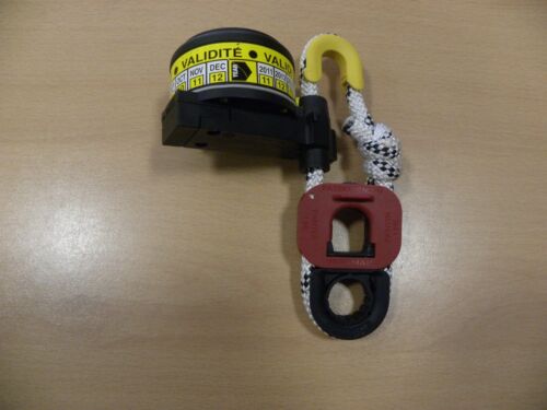 Hammar H20 Hydrostatic Release Unit For Liferafts (Well past expiry date) - Picture 2 of 6