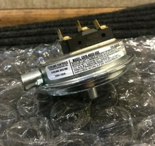 Cummins Onan Natural & LP Gas Pressure Switch | A040S001 309-0669 GRFS-4000-086