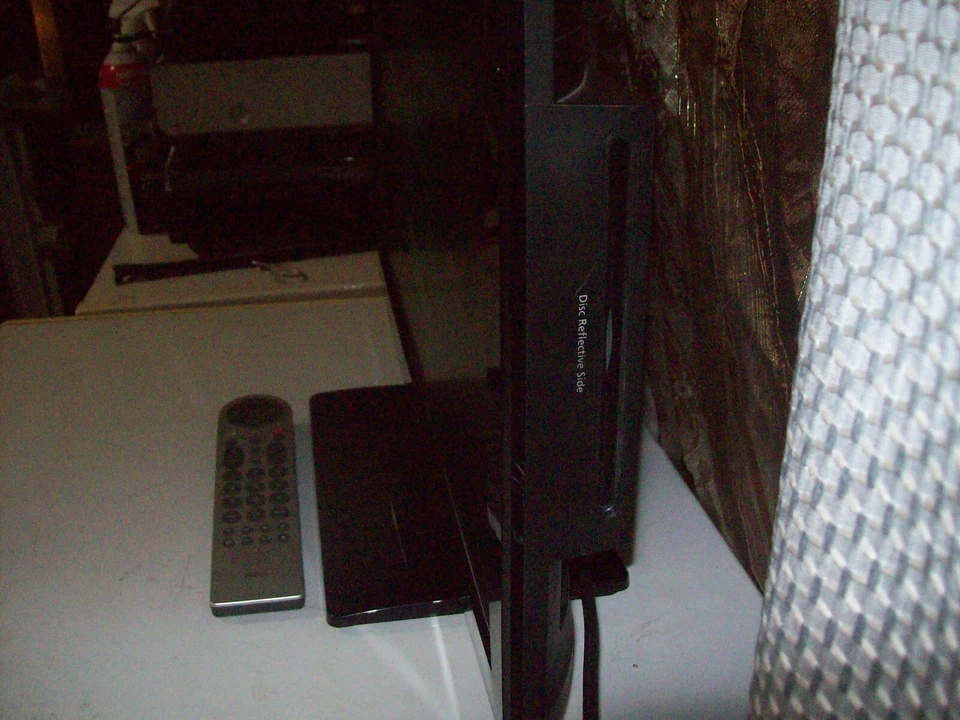 RCA LED TVs With Built - in DVD Player LED22BA 45 RQD - Image 3 of 3