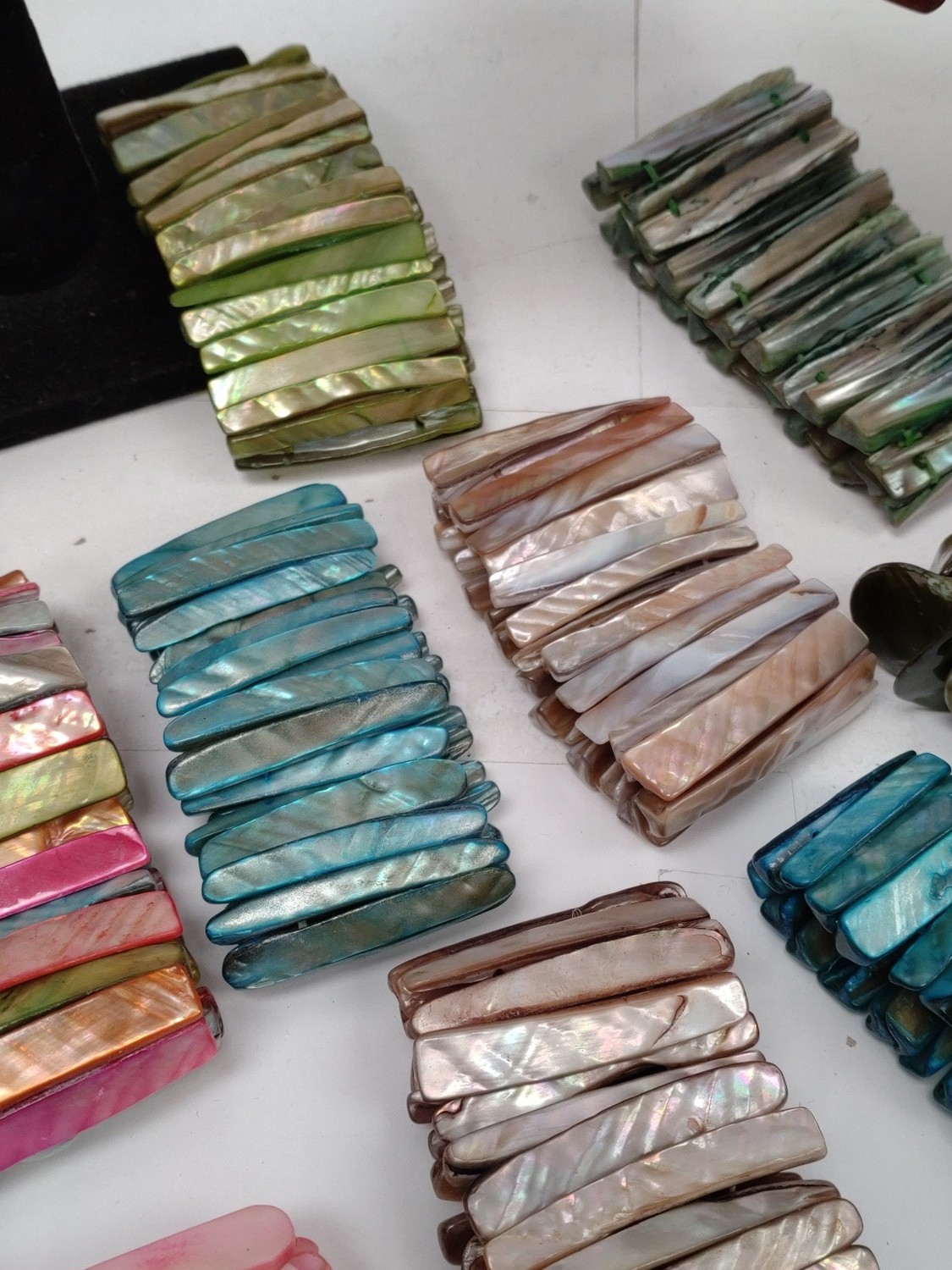 Large Bundle Shell Stretch Bracelets Job Lot 36 B… - image 12