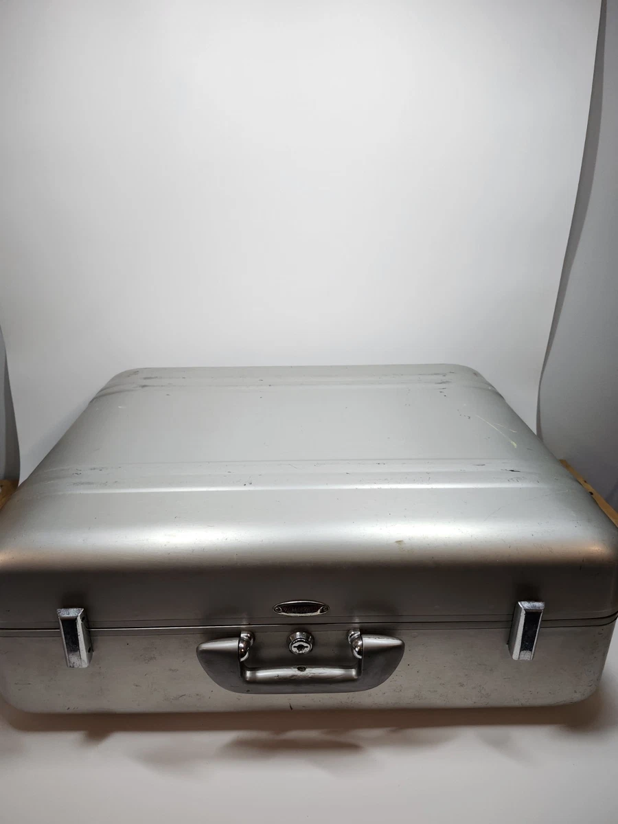 Zero Halliburton Aluminum 19