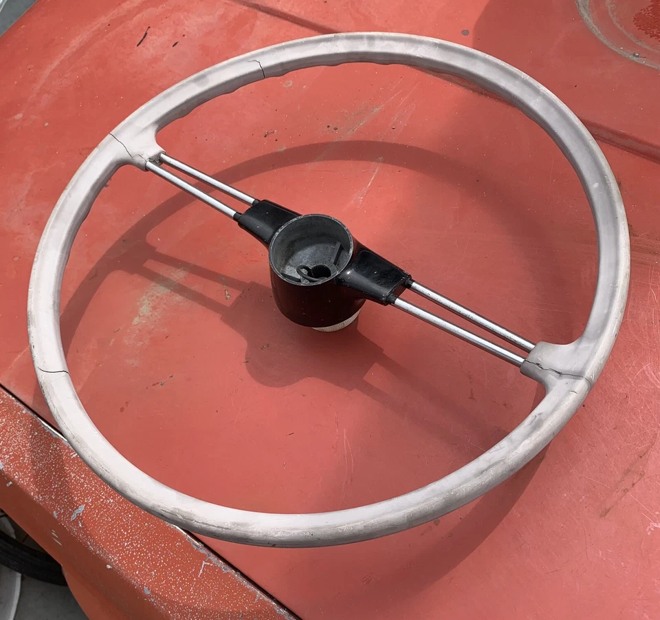 Volante Datsun Bluebird 1960 1961 1962 Foto 2 de 4