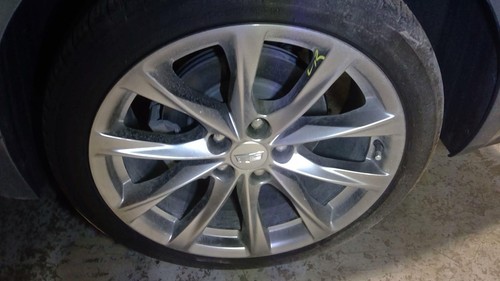 Roue d'occasion 2024 Cadillac CT5 10 rayons 5 pattes - Grade B