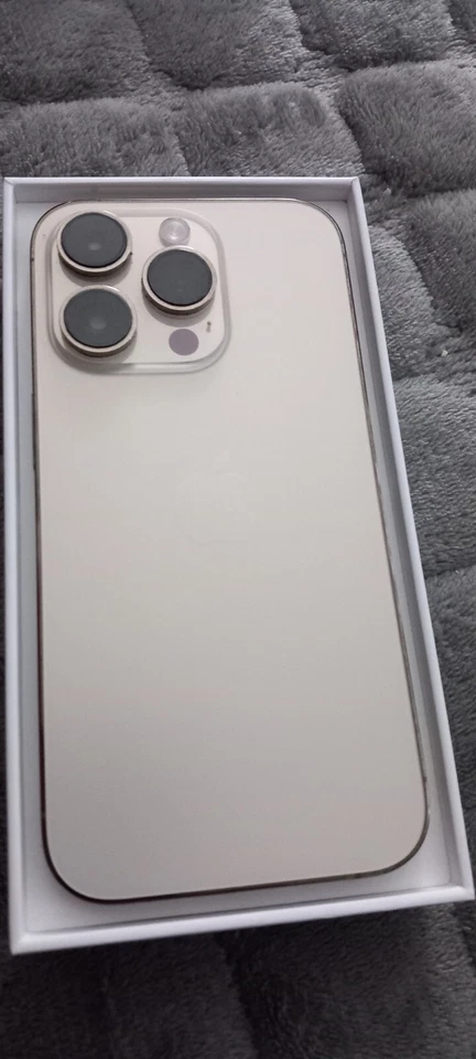 Iphone 14 Pro, photo 1 of 4