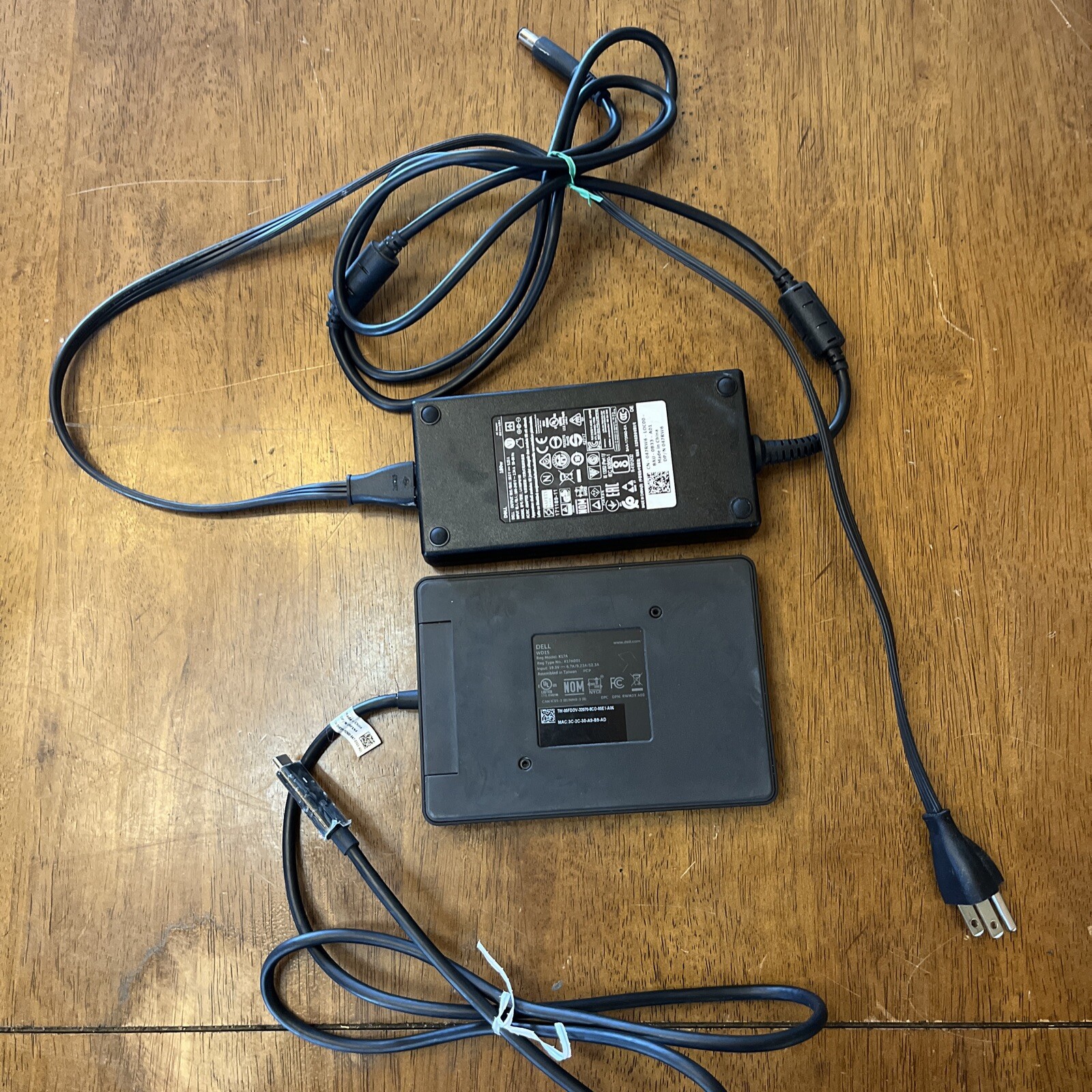 DELL K17A USBC Universal Docking Station Dell 130W Power Supply