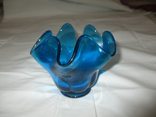 Plato vintage de tulipán azul zafiro - Imagen 2 de 4