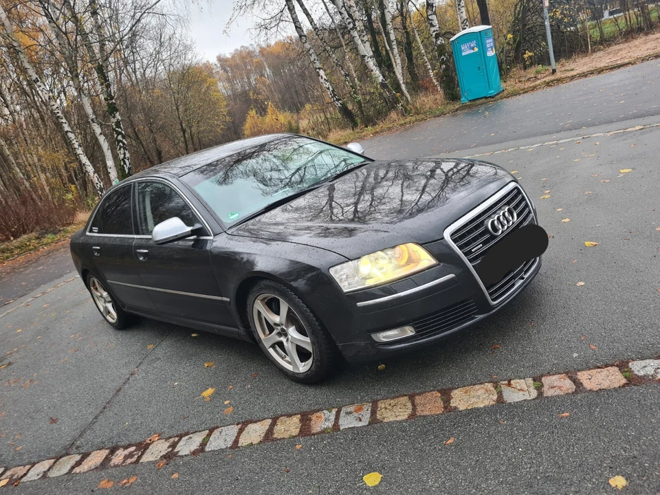 Audi A8 4,2 - Bild 3 von 4