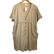 HEYSON Womens Rockin Around Romper Sz Medium Beige Short Sleeve Pockets V Neck