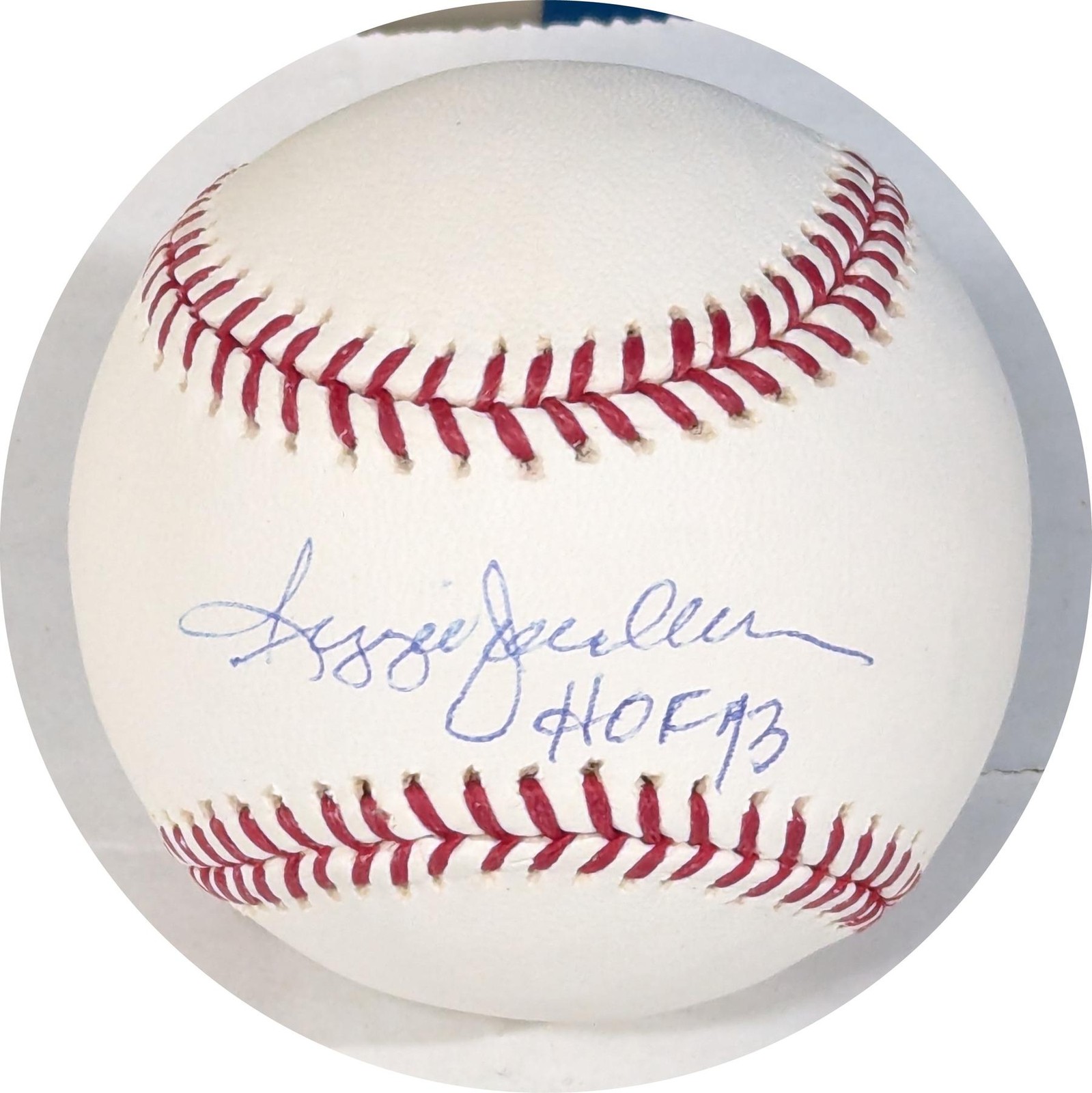 Reggie Jackson Autographed OML Selig Baseball (HOF 93) PSA/DNA G50940