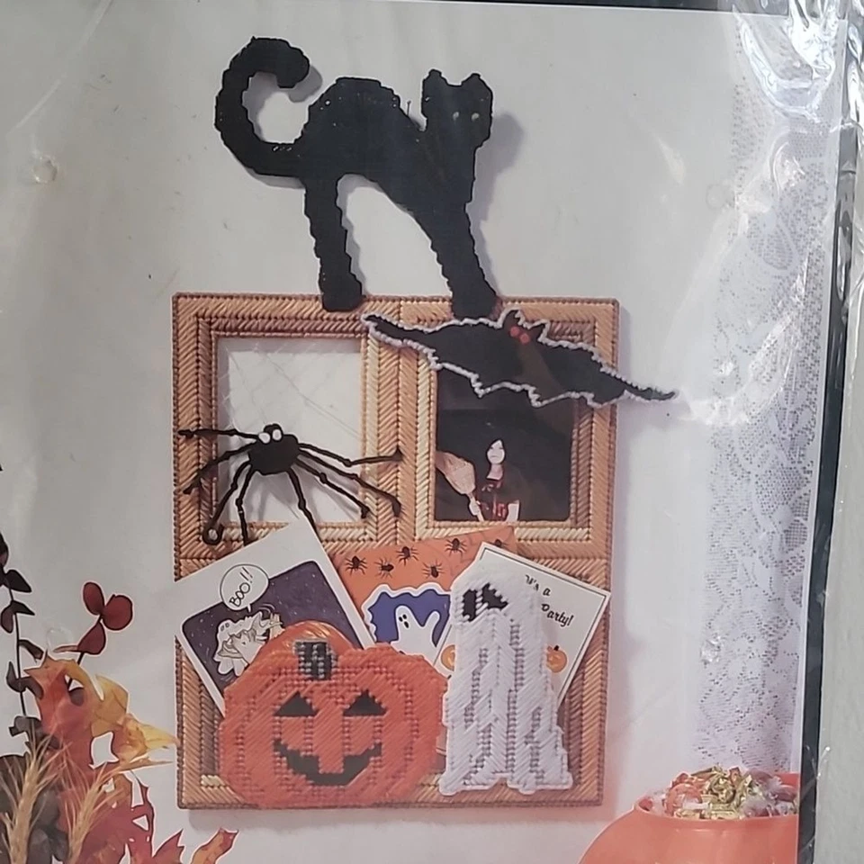 90-е Vintange Bucilla Хэллоуин Пластиковый Холщовый Набор Рама и Держатель для Карт - Изображение 2 из 4