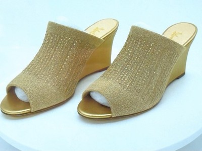 Women s~Lauren Lorraine~Gold Wedge Shoe~(Martha) Size 7~NWB