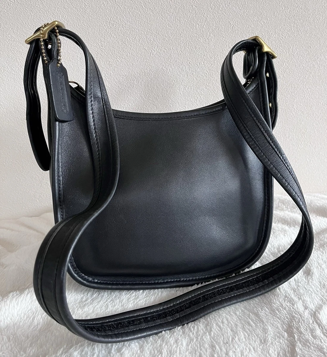 バッグ COACH Vintage Leather Black Shoulder Bag Coach Legacy Shoulder Bag Black Bags & Handbags for Women for sale