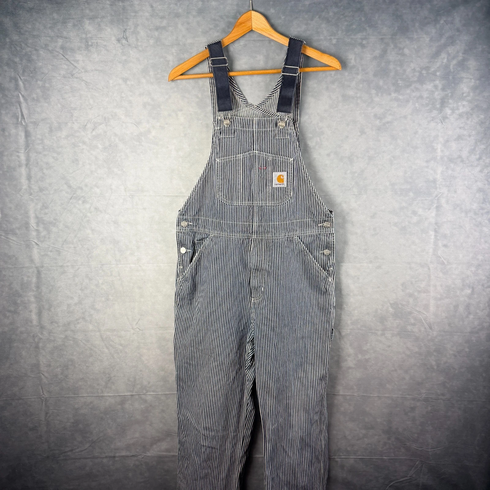 Carhartt WIP Bib Overall Mens 30x32 Railroad Hickory Stripe Denim Workwear
Opens in a new window or