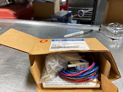 EATON AAL1LPK AL/LO AUX. SWITCH NEW