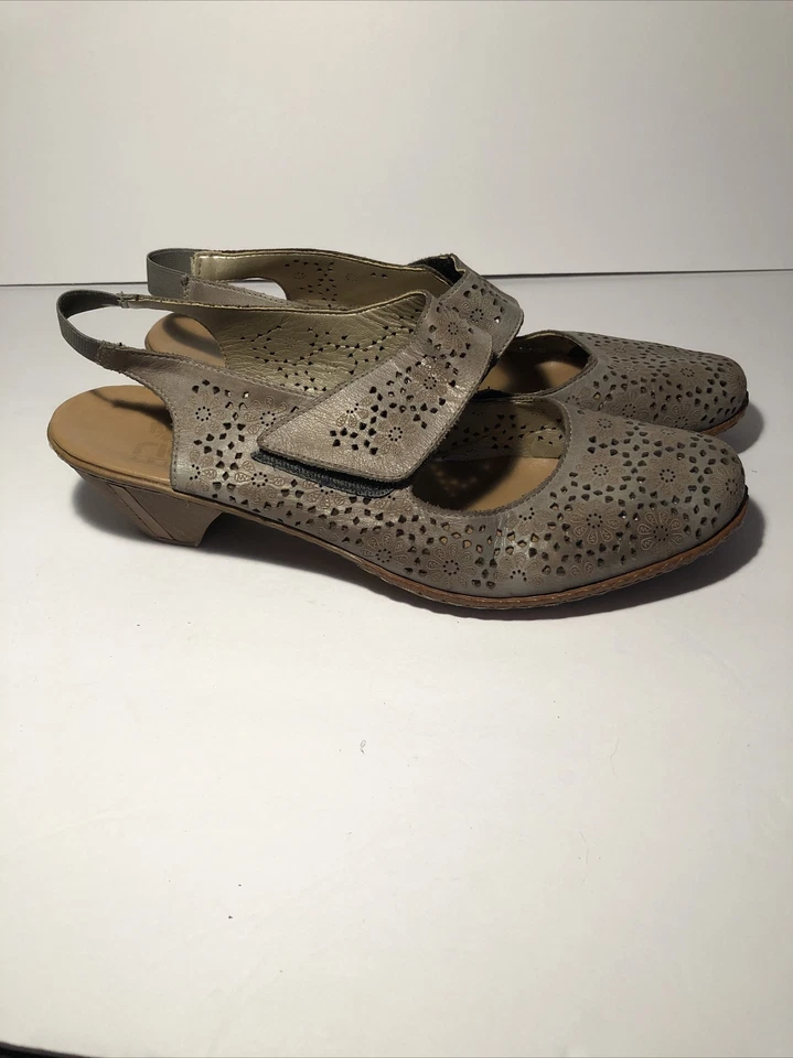 Rieker Antiestrés Mirjam Mary Jane Tacones Zapatos Mujer 9.5 Gris Corte Láser Cuero Foto 3 de 4