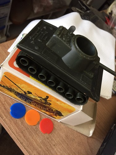 RARE VINTAGE WIND-UP SKEET TANK SHOOTS SAFE DISK no.1745 Hong Kong in box - Picture 4 of 11