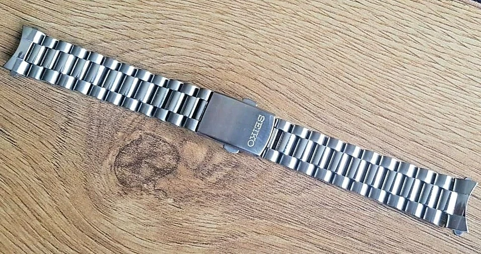 NEW 18MM STAINLESS STEEL CURVED ENDS GENTS WATCH STRAP/ BAND FOR SEIKO (SE-14)