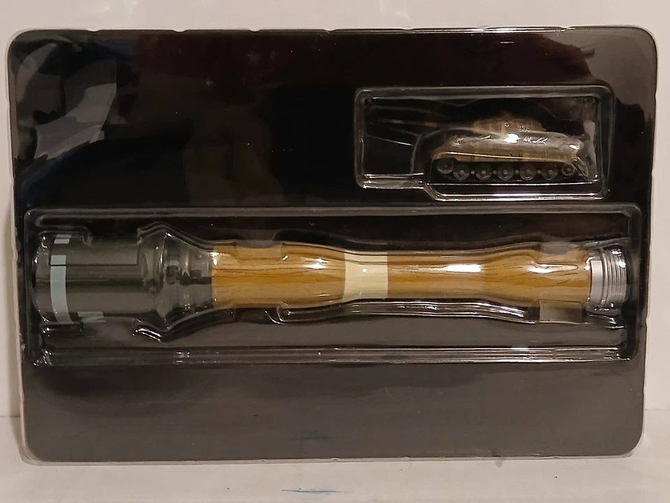 Rare Takara 1:144 World Tank Museum remote control IRC King Tiger II WR-03 - Image 2 of 4