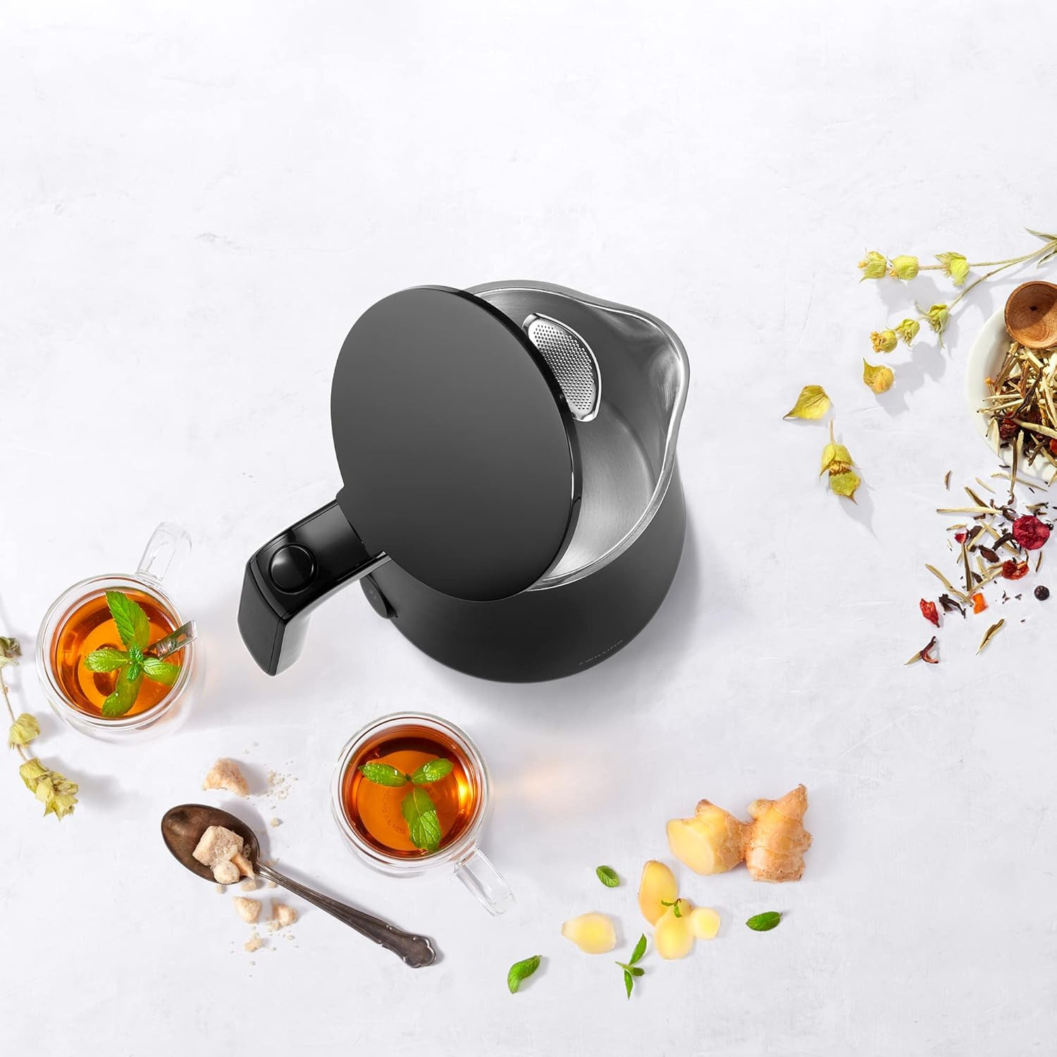 Enfinigy Cool Touch 1-Liter Electric Kettle, Cordless Tea Kettle & Hot Water - B