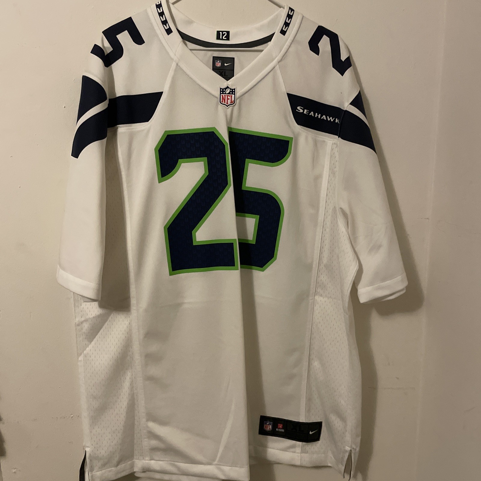 Nike Men’s Richard Sherman Seattle Seahawks White Jersey XL