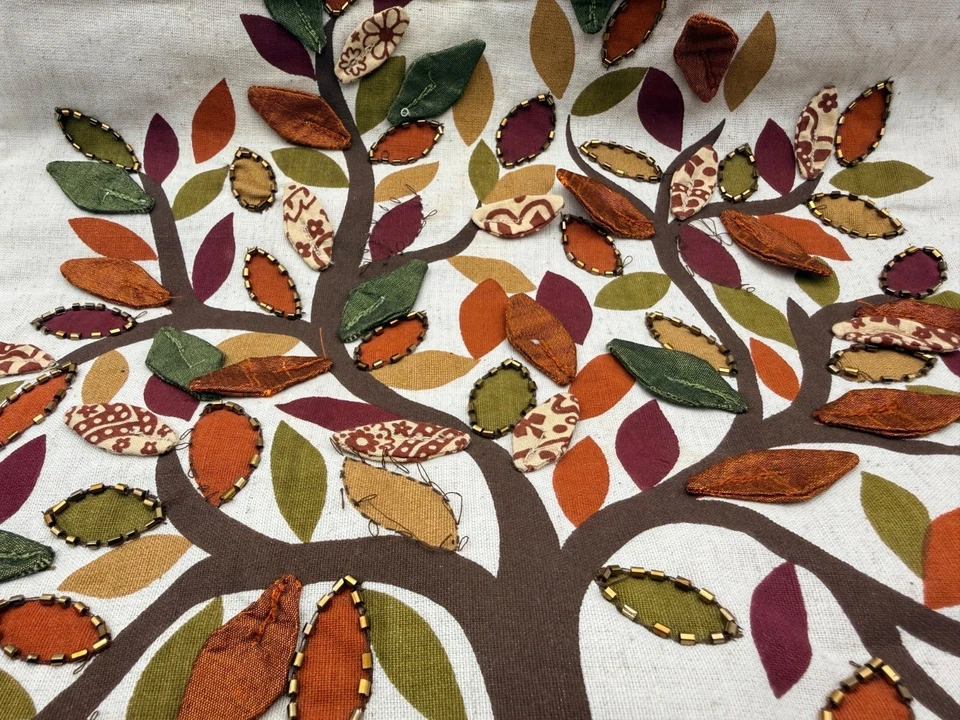 Pier 1 Importaciones Otoño Otoño Hojas Corredor de Mesa Crema y Naranja Decoración con Cuentas 72” Foto 3 de 4