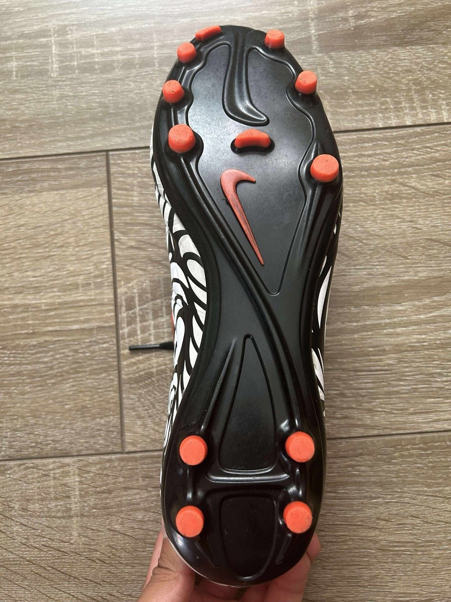 Nike Hypervenom Phantom 2 FG - Neymar Exclusive Football Soccer