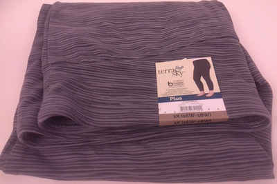 Terra & Sky Space Dye Flannel Gray Capri Leggings Size 1X (16W-18W) - New