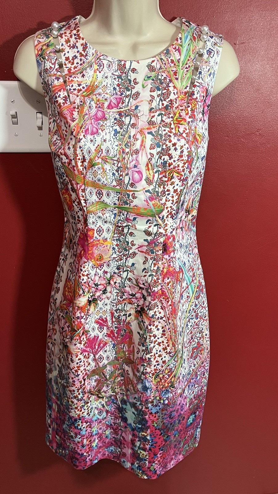 Elie Tahari Dress Womens Size 6 Sleeveless Stretch & Lined Floral Sheath BNWOT