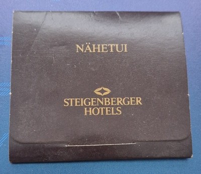 SELTENES 70er JAHRE STEIGENBERGER HOTELS FLICKEN NÄHSET NAHETUI NADELFADEN KNÖPFE