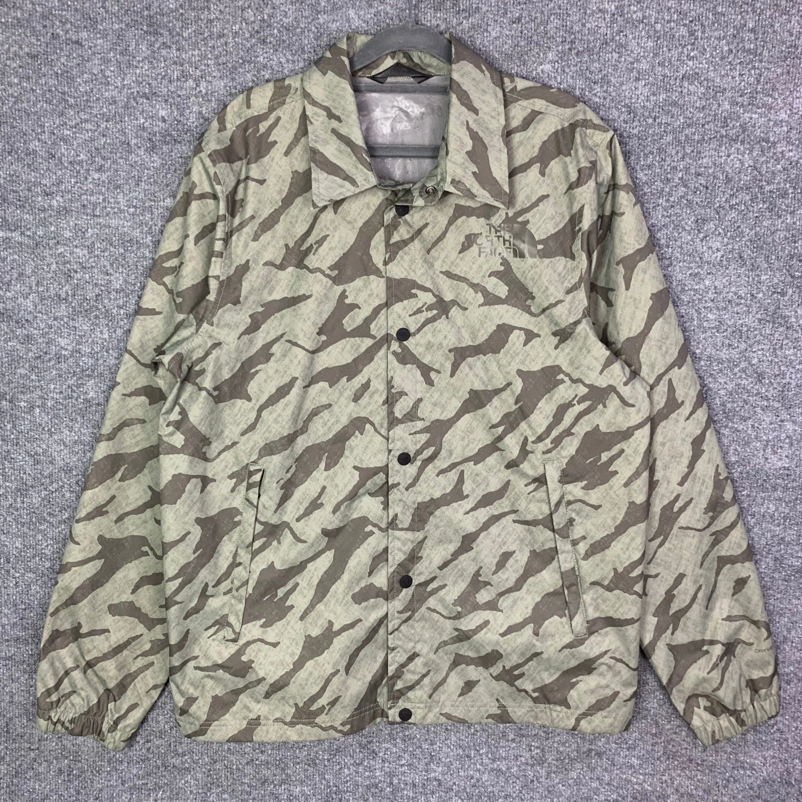 The North Face Coach Run Giacca Uomo TG. Medium Mimetica Leggera