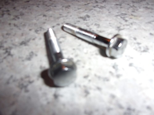 02-06 Honda CRV Engine Intake Fuel Rail Plastic Cover Bolts Chrome  (X2)
