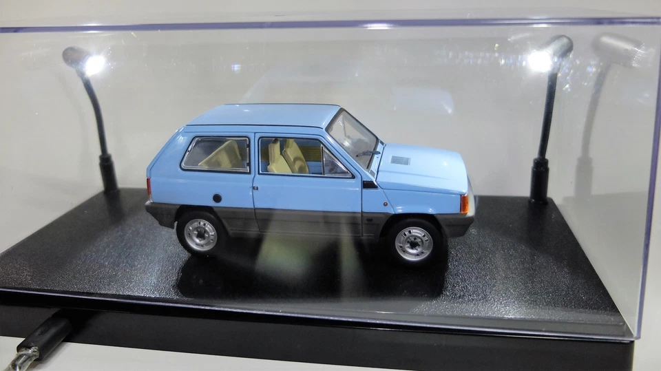 teca box vetrina led espositore per modellini auto scala 1:24 1:43 display case - Immagine 3 di 4