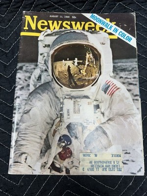 NEWSWEEK MAGAZINE August 11, 1969 Moonwalk In Color