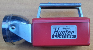 Rayovac Hunter Lantern Flashlight Vintage Red Metal, USA, Untested