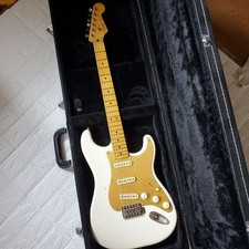 Rara Stratocaster Squier Classic Vibe 50S