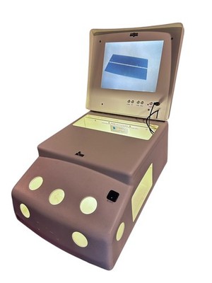 Laparoscopic Skills Trainer w/ Camera & Monitor   Working