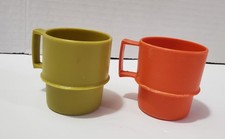 CUP1 Vtg Tupperware Toys Kitchen Mini Cups 1.8" 1400 Harvest Green Orange