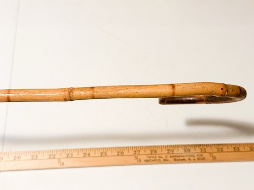 Vintage Ladies 36” Curved Handle Bamboo Chute Walking Stick Cane Lightweight - Picture 8 of 10