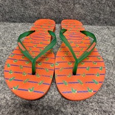 Red and Green Chili Pepper Havainas. Size 7-8