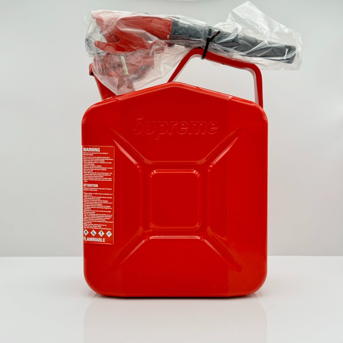 Supreme - Supreme®/Wavian 5L Jerry Can Supreme Wavian 5L Jerry Can *AUTHENTIC* | eBay