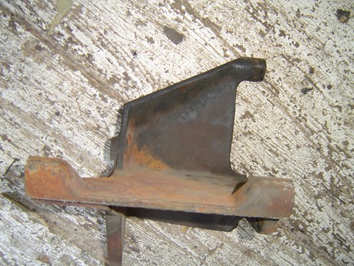 1975 Ford Pickup Truck Alternator Mounting Bracket - Picture 4 of 4