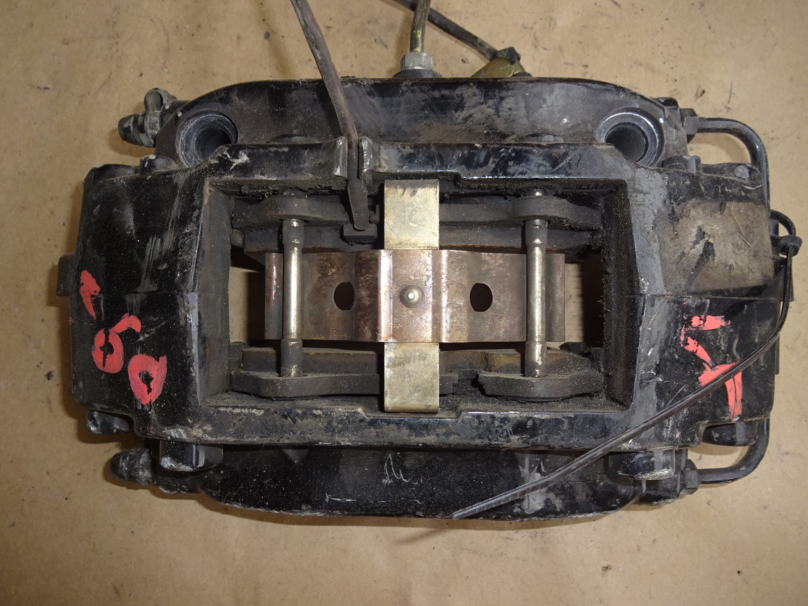 Ferrari 360 LH Left Front Brake Caliper partA # 243542