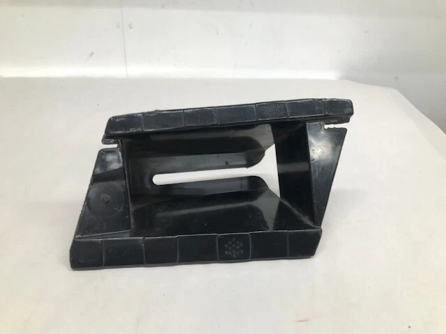 Suporte para tampa de para-choque dianteiro esquerdo Ford ESCORT 1993-1996 F3CZ-17C973-B - Imagem 4 de 4