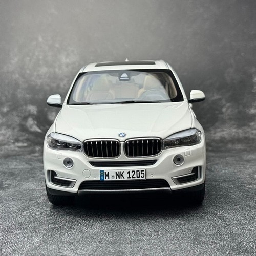 Paragon 1/18 Scale BMW X5 F15 SUV White Diecast Car Model Toy Gift NIB - Picture 2 of 9