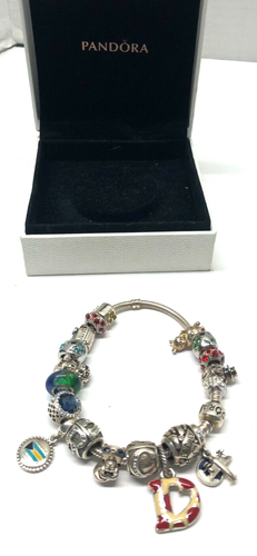 Pandora Bracelet with many charms - Picture 2 of 3