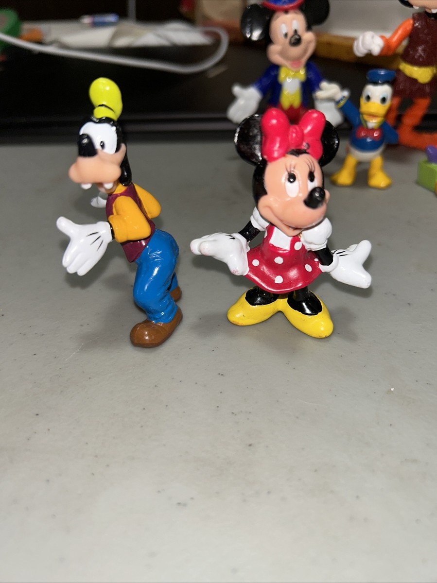 Vintage Lot Of Vintage Disney Action Figures Mickey Mouse Minnie