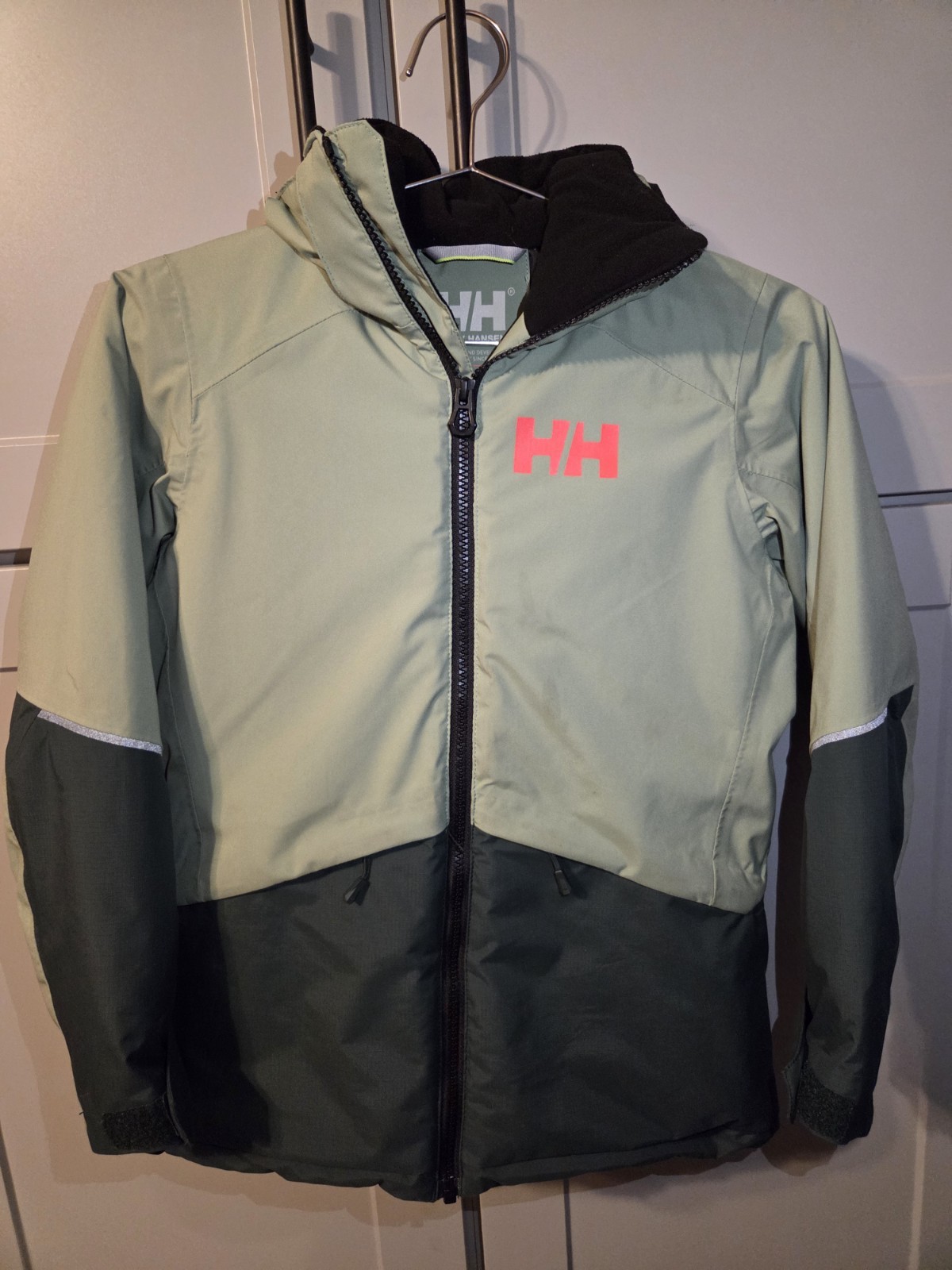 Helly Hansen Stellar Insulated Jacket -  Unisex Youth Size 1